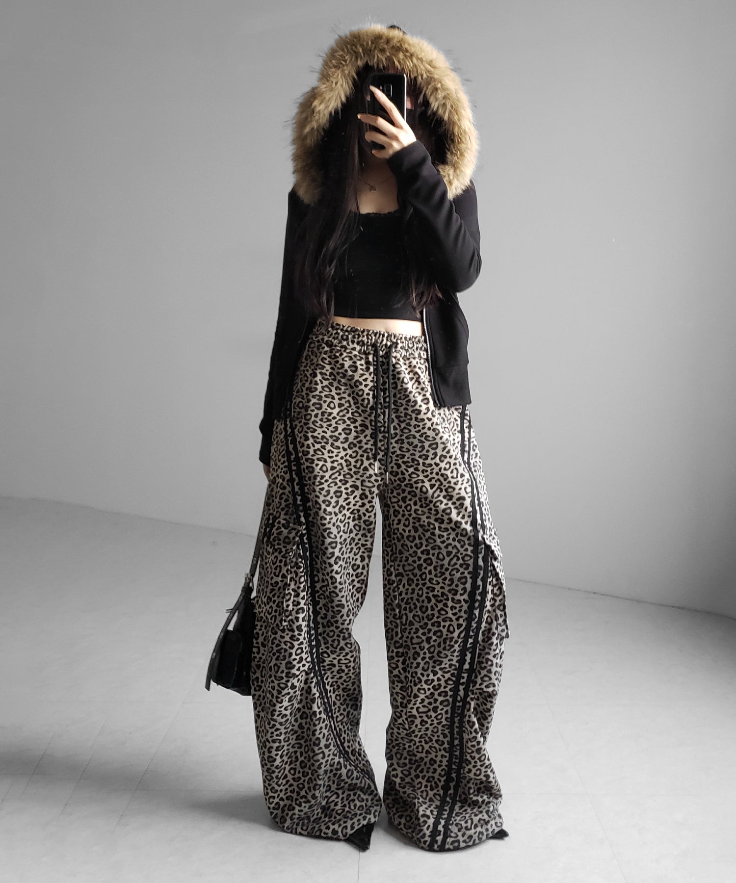 【 裾絞り可能２WAY 】レオパードヴィンテージサイドラインタックワイドスウェットパンツ ／ leopard vintage side line tuck wide sweatpants