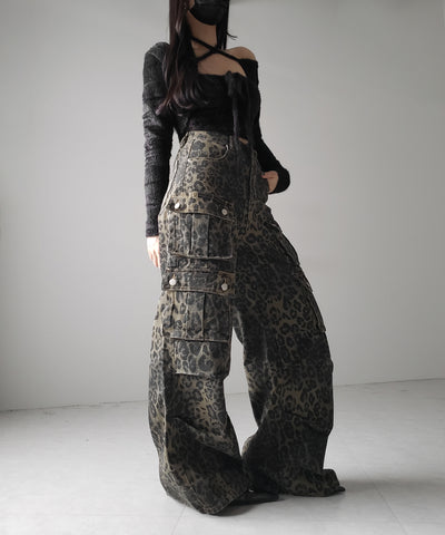 【 ２color ／ ４size 】レオパードヴィンテージタックワイドカーゴデニム ／ leopard vintage tuck wide cargo denim