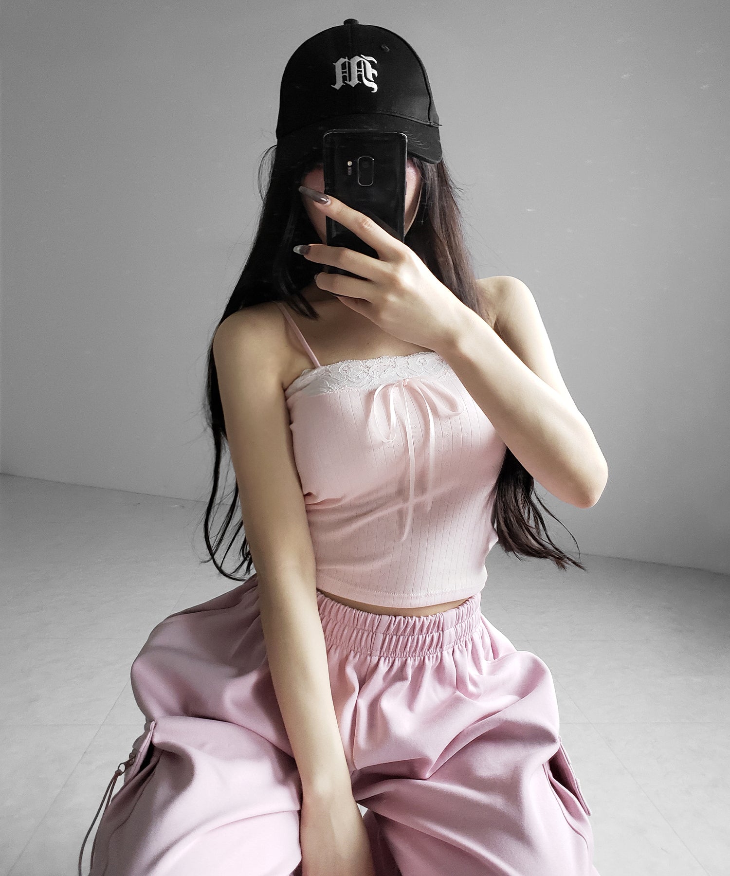 フロントリボンレースショートキャミソール ／ front ribbon lace short camisole