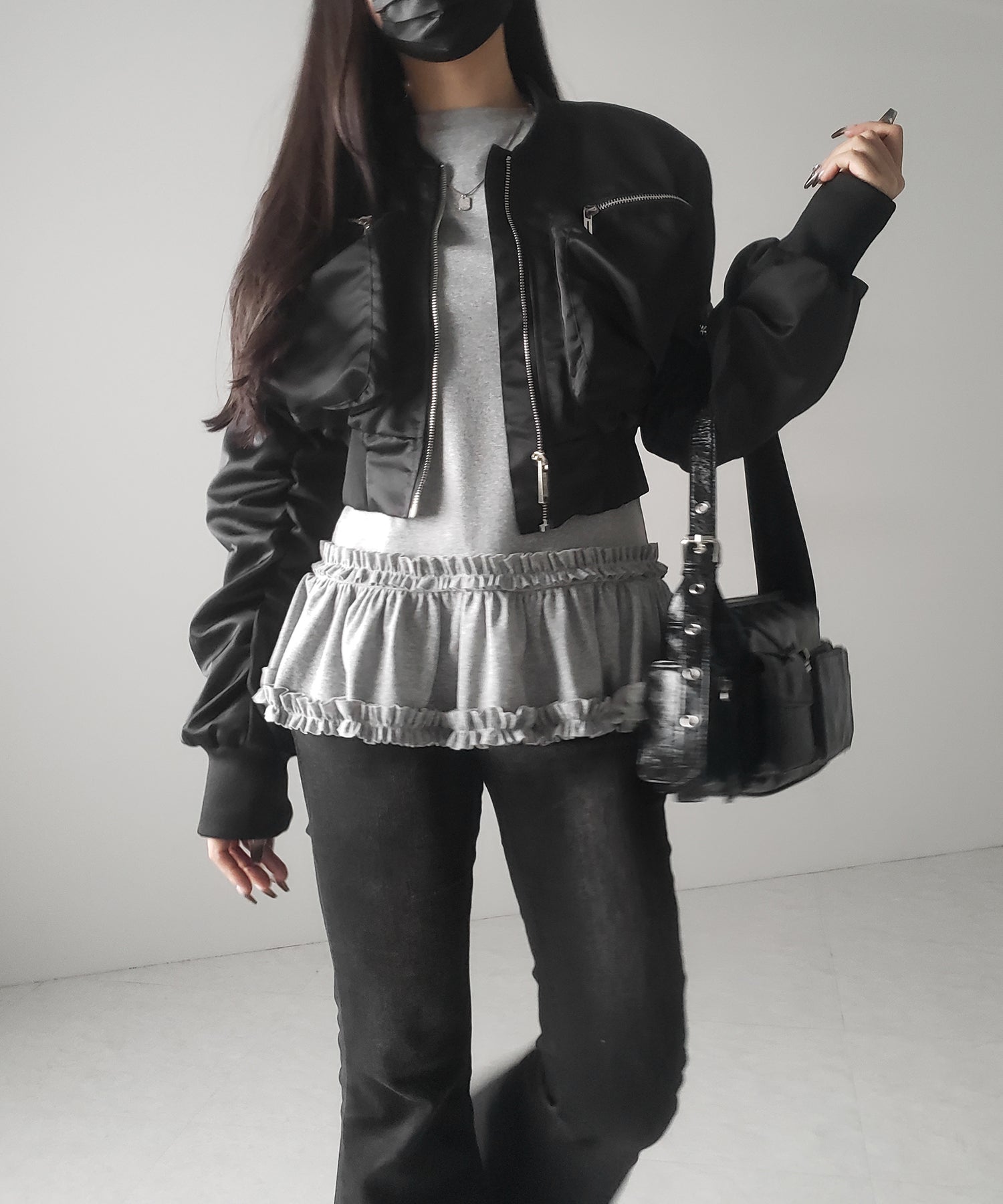 【 ３color 】裾フリルレイヤード長袖トップス ／ hem frill layered long sleeve tops