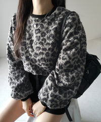 FREE / BLACK