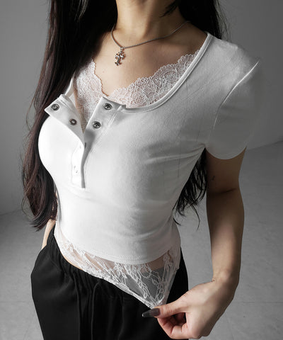 レースレイヤードヘンリーネックスクエア半袖Ｔシャツ ／ lace layered henley neck square short sleeve T-shirt