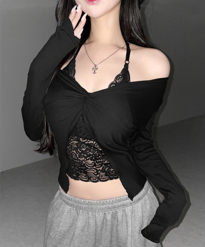 レースレイヤードクロスデザイン長袖Ｔシャツ ／Lace-layered cross design long-sleeved T-shirt