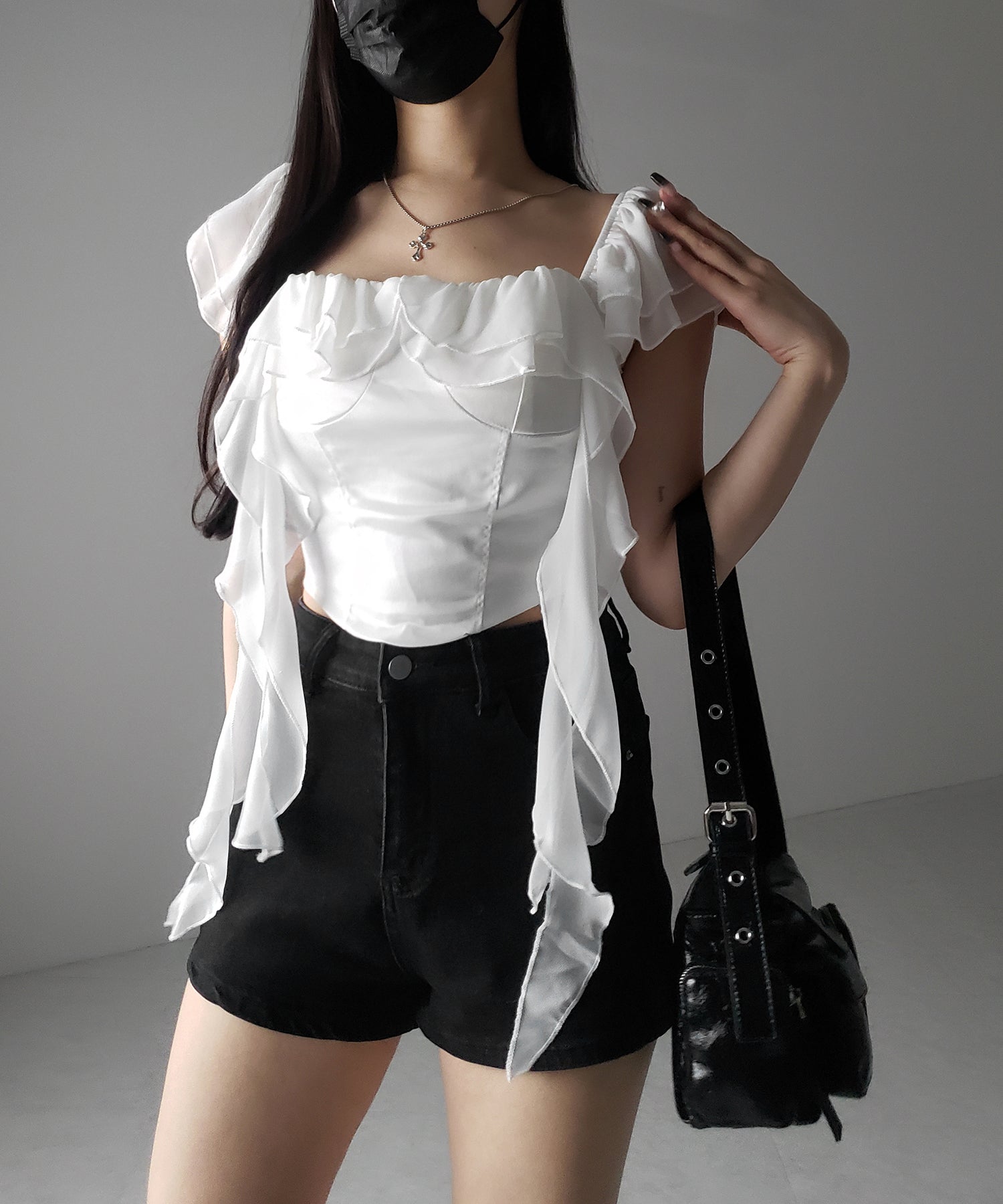 【 ２color ／ ２WAY 】シアーフリルコルセットサテンショートブラウス ／ sheer frill corset satin short blouse