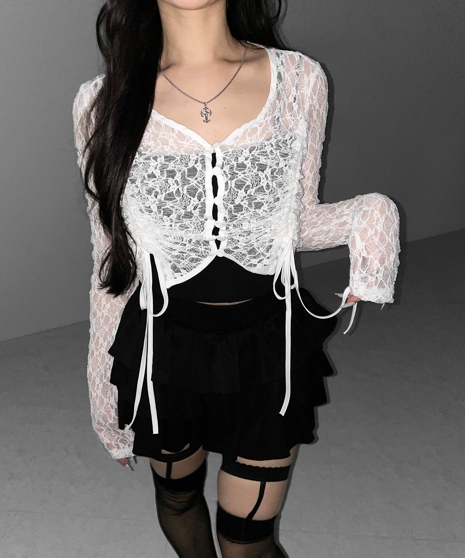 ダブルシャーリングショートレースカーディガン ／ double shirring short lace cardigan