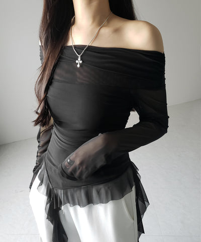 【 ２color 】アシンメトリーフリルオフショルシアートップス ／ asymmetrical frill off-shoulder sheer tops