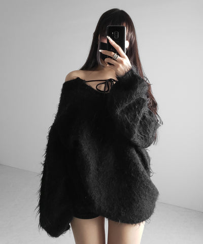 ストラップリボンオフショルオーバーシャギーニット ／ strap ribbon off shoulder over shaggy knit