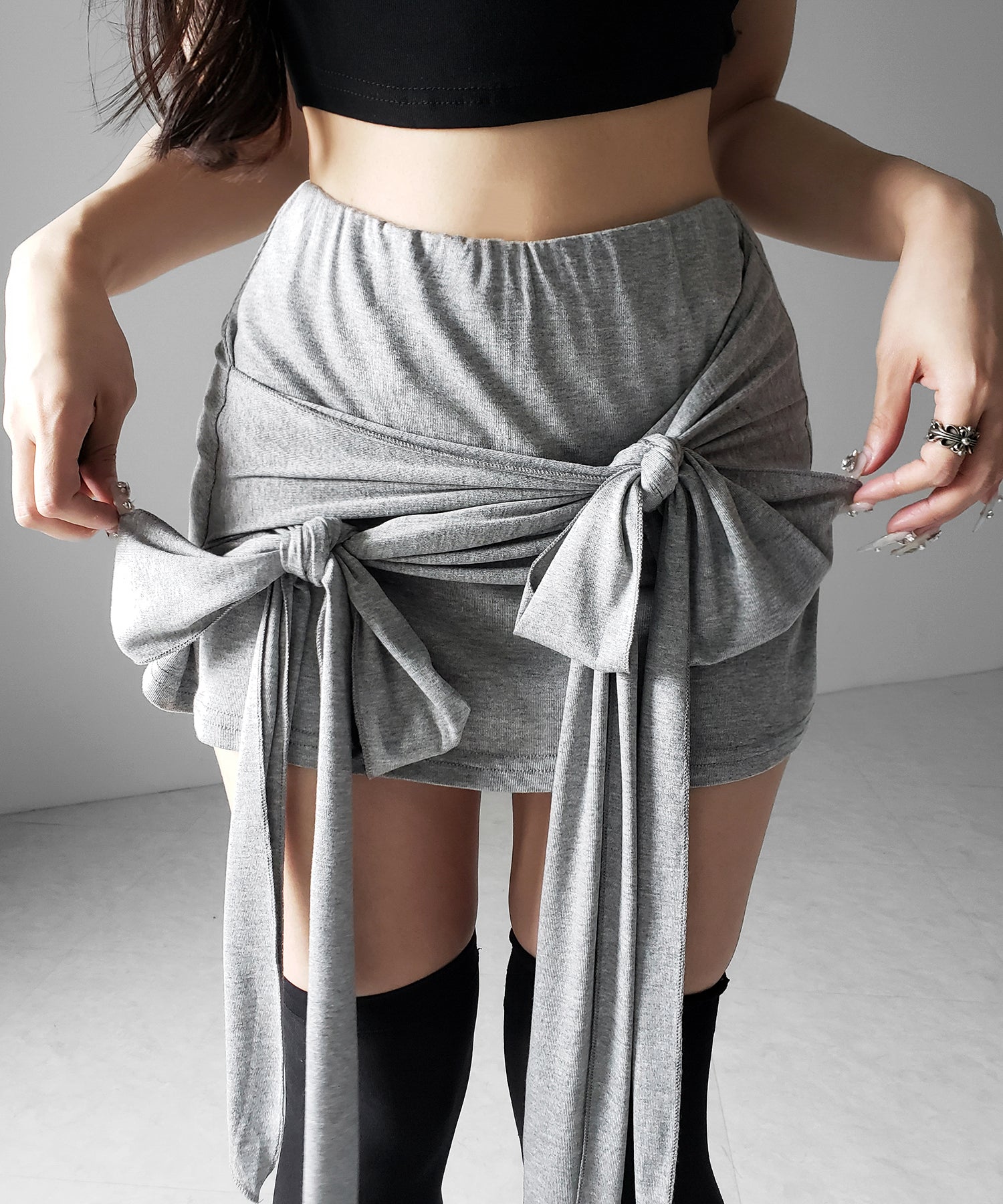 ダブルレイヤードリボンドレープミニスカパン ／ double layered ribbon draped mini skirt pants