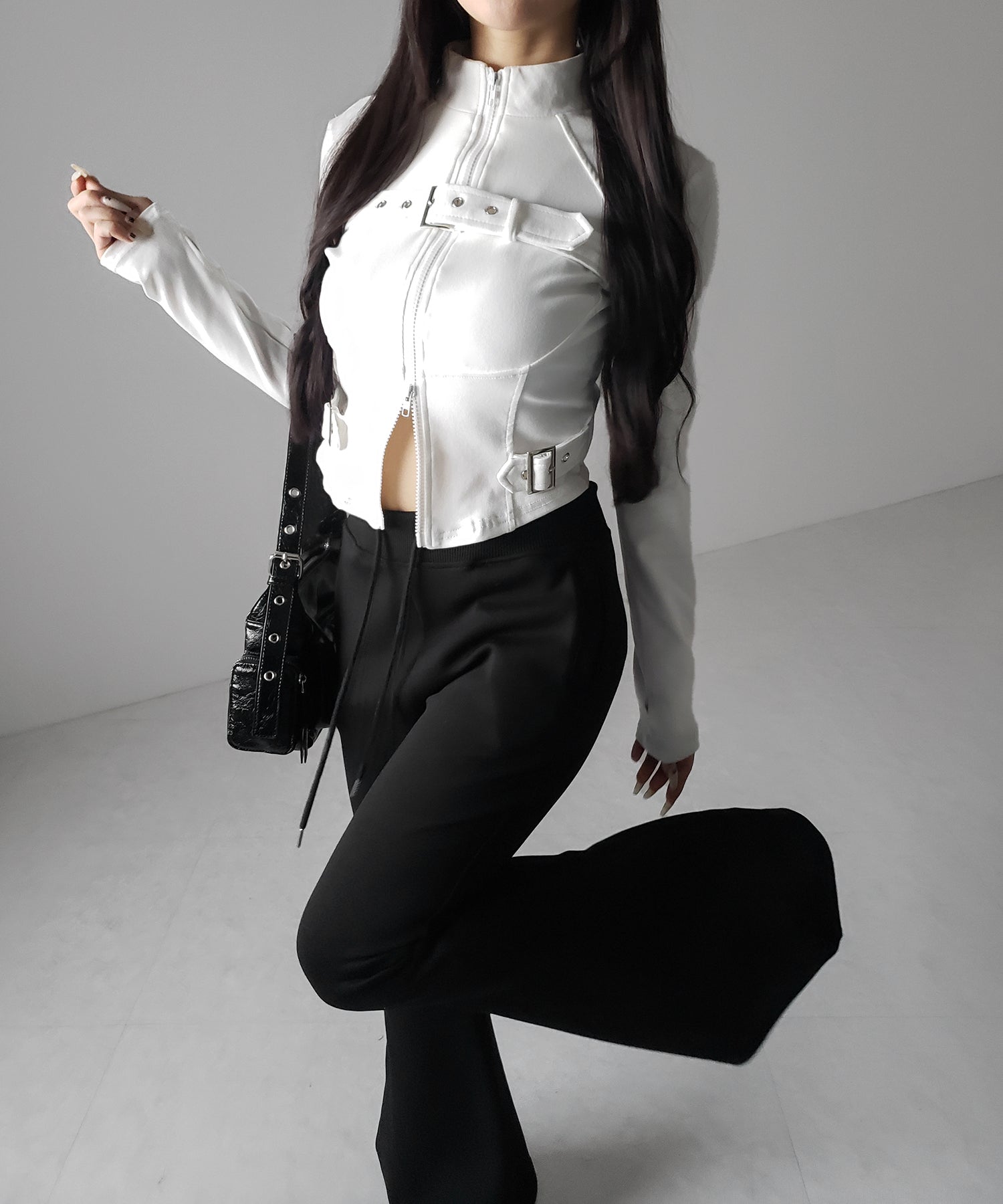 スタンドカラーベルテッドダブルジップスリムトップス ／ stand collar belted double zip slim tops