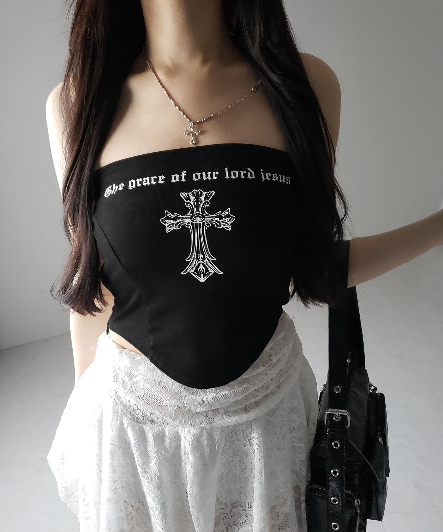 クロスグランジロゴベアトップス ／ cross grunge logo bare tops
