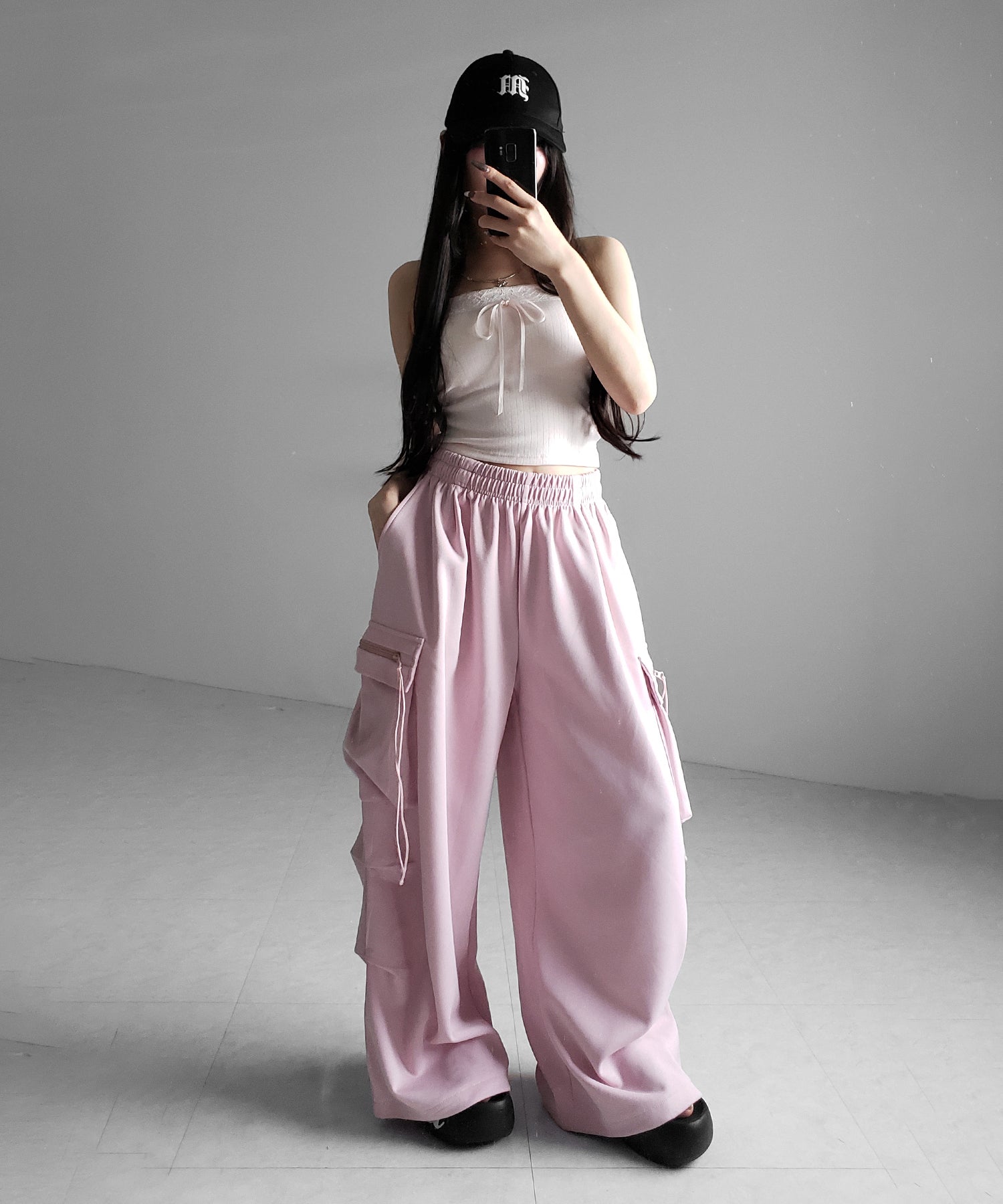 フロントリボンレースショートキャミソール ／ front ribbon lace short camisole