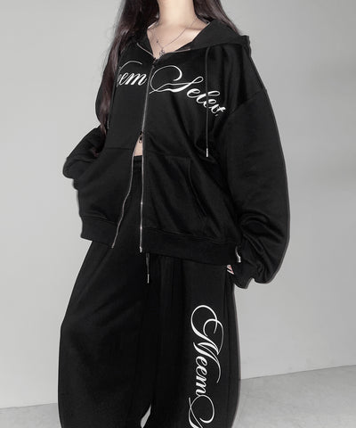 【 セットアップ可能 】レタリングロゴプリントワイドスウェットパンツ ／ lettering logo print wide sweat pants