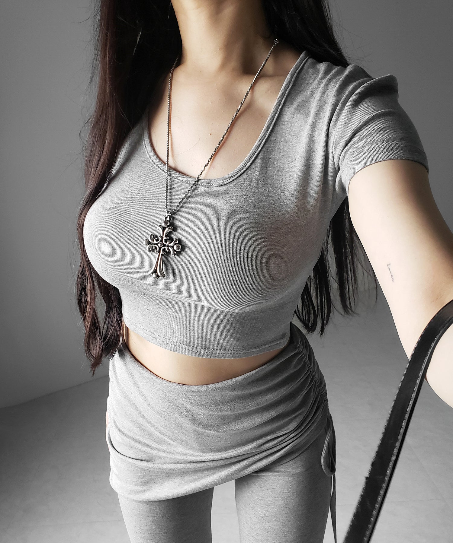 【 ワンホンセットアップ 】スクエアショートＴシャツ＋サイドシャーリングフレアパンツ ＳＥＴ ／ 【 SETUP 】square neck short T-shirts + side shirring flare pants