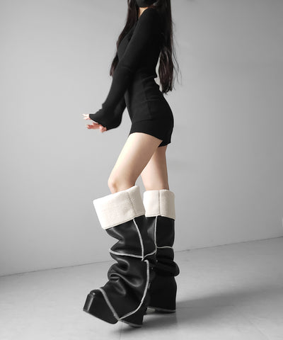 【 ニーハイにもなる２WAY 】ムートンフェイクレザールーズレッグカバー ／ mouton fake leather loose leg cover
