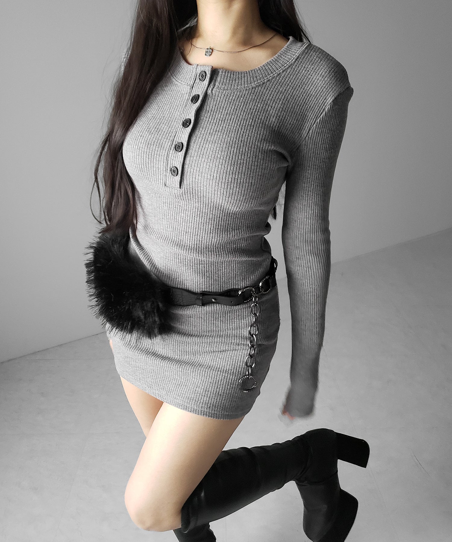 裏起毛ヘンリーネックタイトミニワンピース ／ urakimo henley neck tight mini onepiece