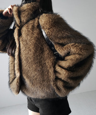 スタンドカラーミックスファーショートコート ／ stand-collar mix fur short coat