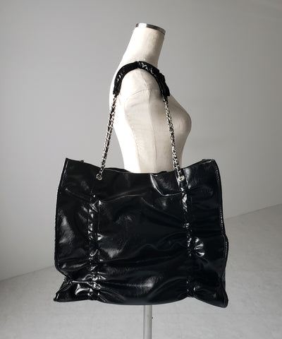 【 ３color ／ A4収納可 】ダブルシャーリングフェイクレザースクエアチェーンバッグ ／ double shirring fake leather square chain bag