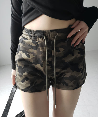 【 ２color 】ヴィンテージカモフラタイトショートパンツ ／ Vintage camouflage tight short pants