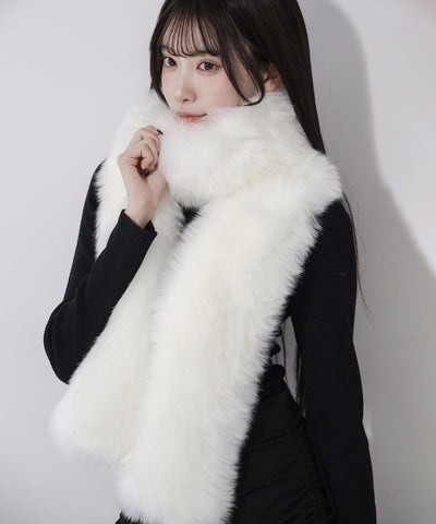 フェイクファーボリュームロングマフラー ／ fake fur volume long muffler