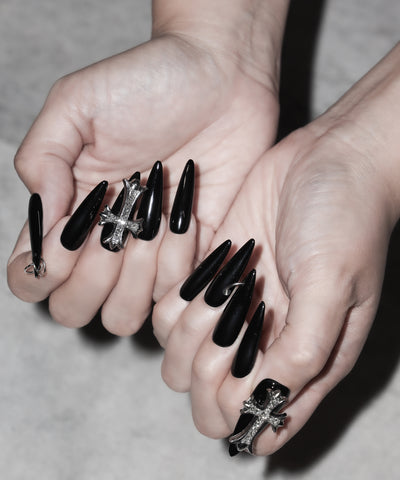 ビジュークロスピアシングロングネイルチップ ／ bijou cross piercing long nail tips