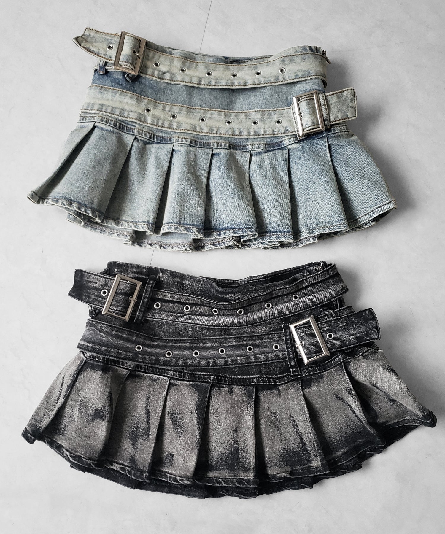 【 インパン裏地付 】ダブルベルトヴィンテージデニムプリーツミニスカート ／ double belt vintage denim pleats mini skirt
