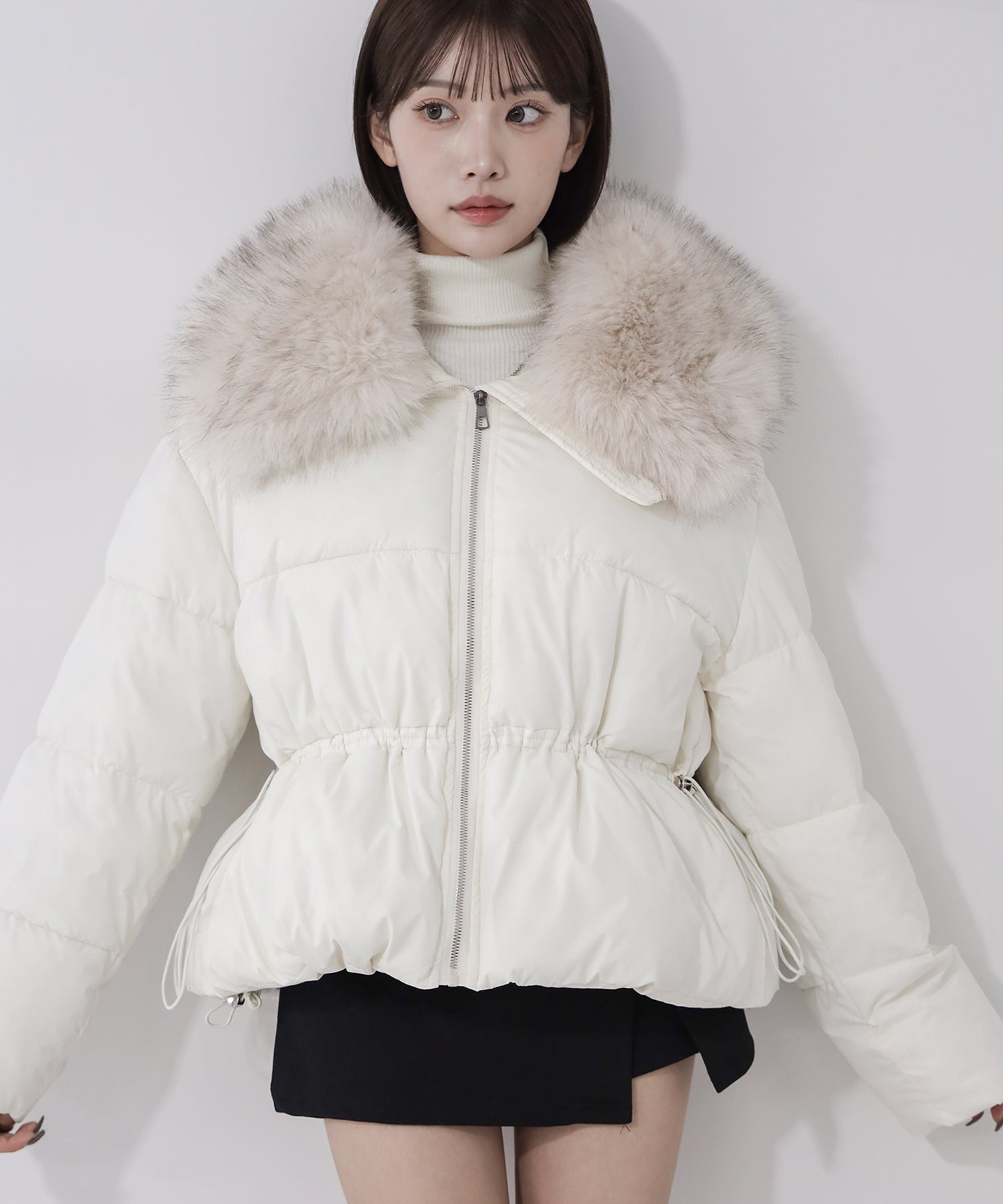 ファーカラーウエストマークミディダウンジャケット ／ fur collar waist-mark midi down jacket