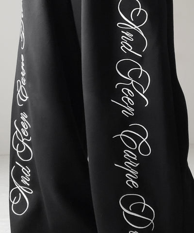 レタリングロゴ刺繍ワイドスウェットパンツ ／ lettering logo embroidery wide sweatpants