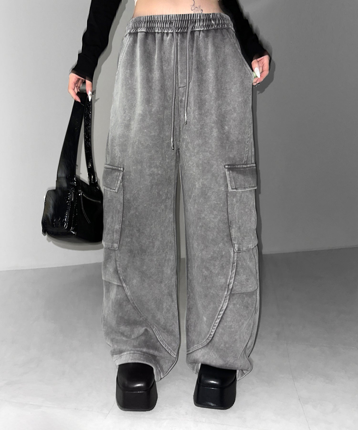 【 裾絞り可能２WAY 】ピグメントヴィンテージタックカーゴスウェットパンツ ／ pigment vintage tuck cargo sweatpants