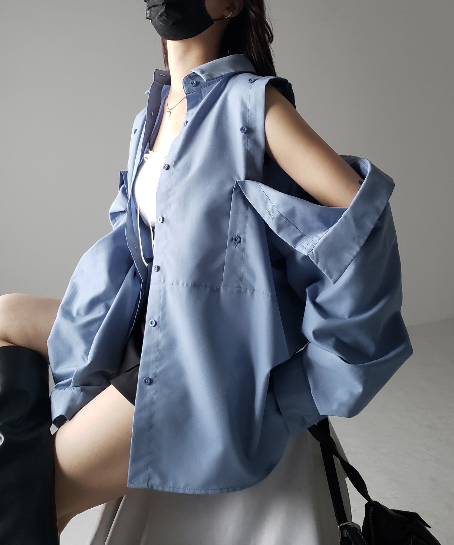【 ３color 】オープンショルダーカットアウトビッグシャツ ／ open shoulder cutout big shirt