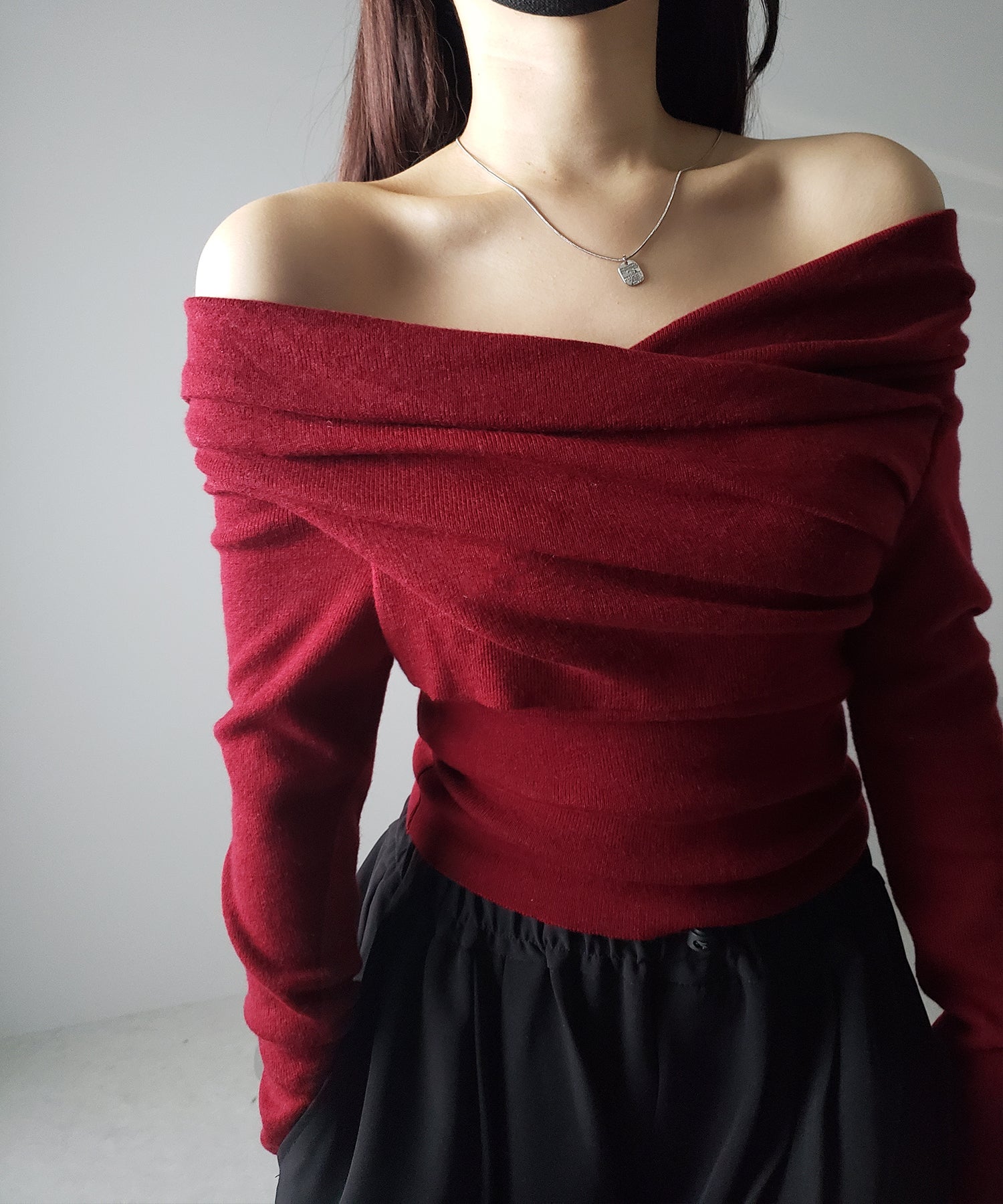 【 ５color 】タックデザインドレープオフショルダーリブニット