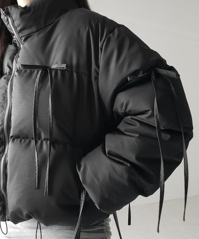 【 選べる３色展開 ／ 裾絞り可能２WAY 】ストラップリボンショートパフダウンジャケット ／ strap ribbon short puff down jacket