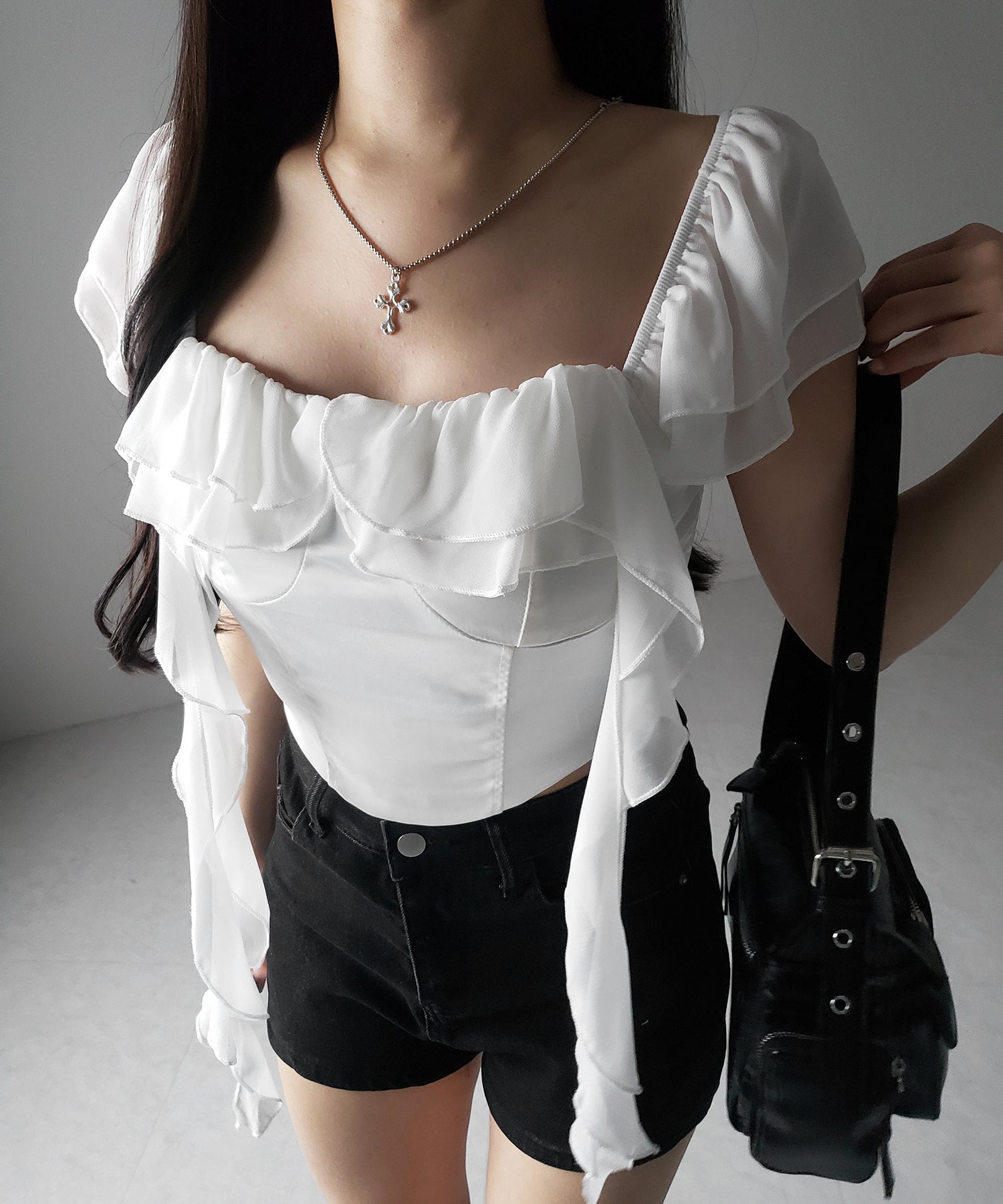 【 ２color ／ ２WAY 】シアーフリルコルセットサテンショートブラウス ／ sheer frill corset satin short blouse