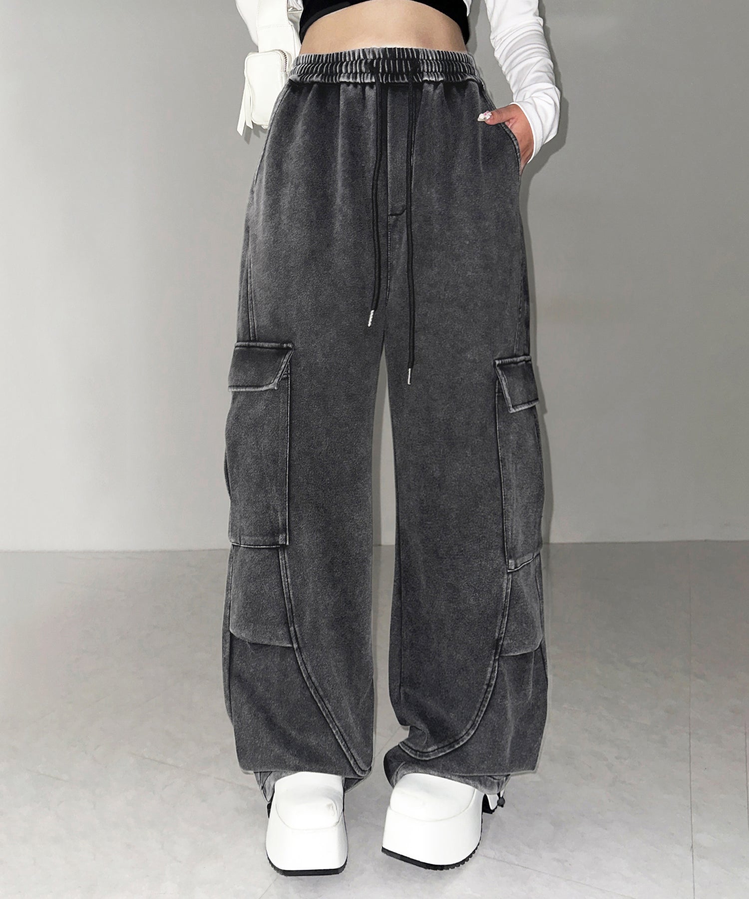 【 裾絞り可能２WAY 】ピグメントヴィンテージタックカーゴスウェットパンツ ／ pigment vintage tuck cargo sweatpants