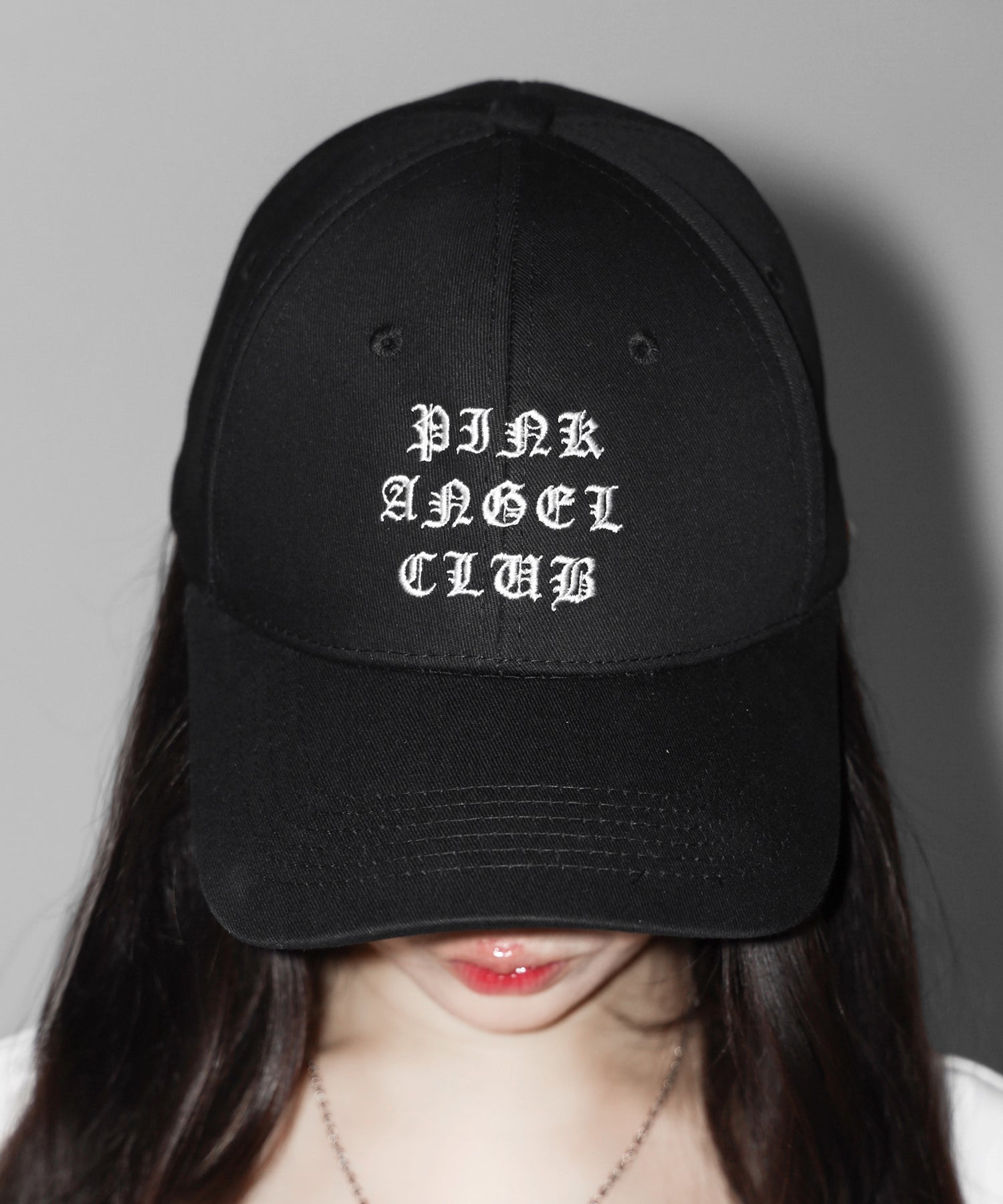 【 PINK ANGEL CLUB 】 GRUNGE LOGO embroidery CAP ／ グランジロゴ刺繍キャップ