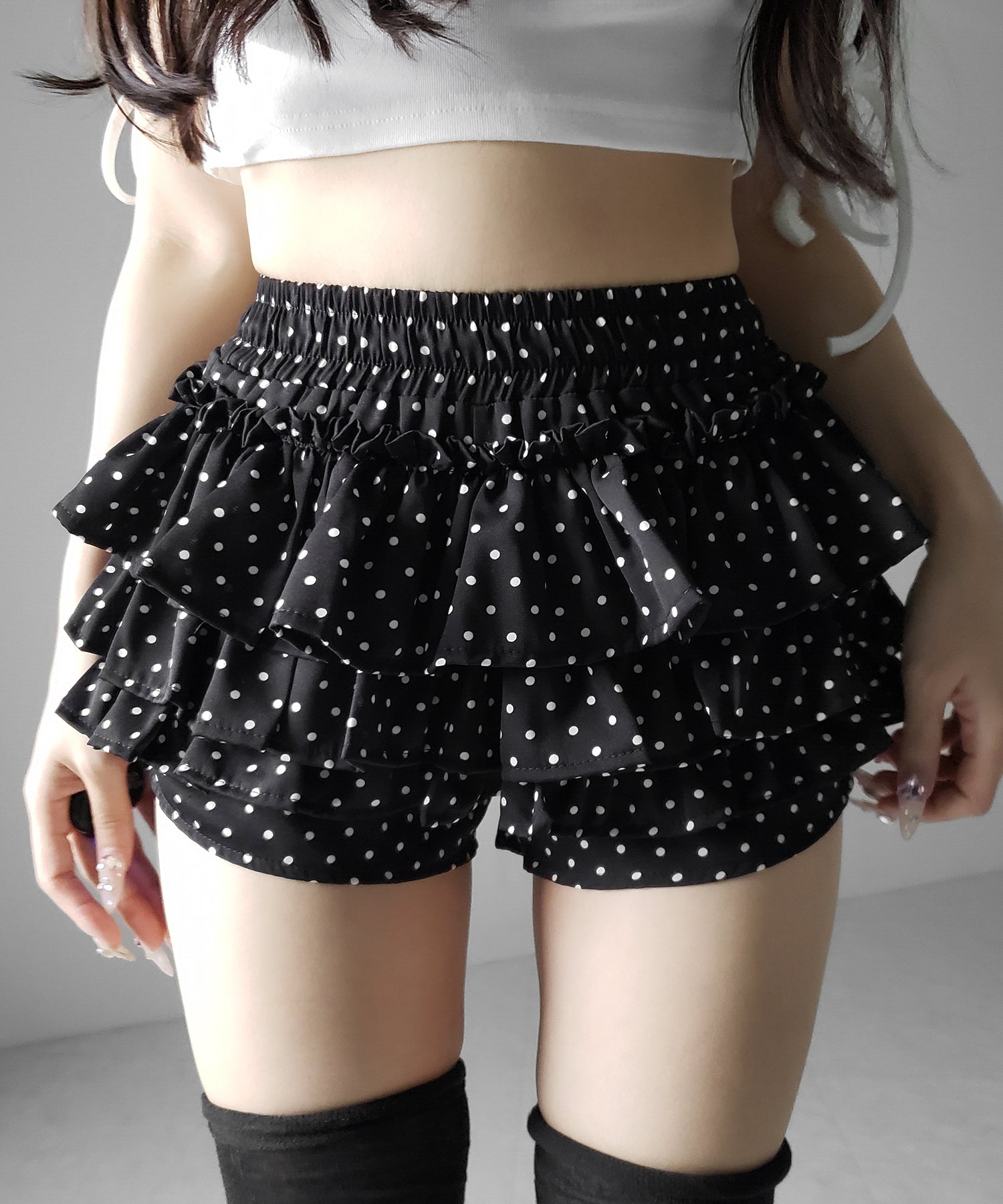ティアードフリルドットショートパンツ ／ tiered frill dot short pants