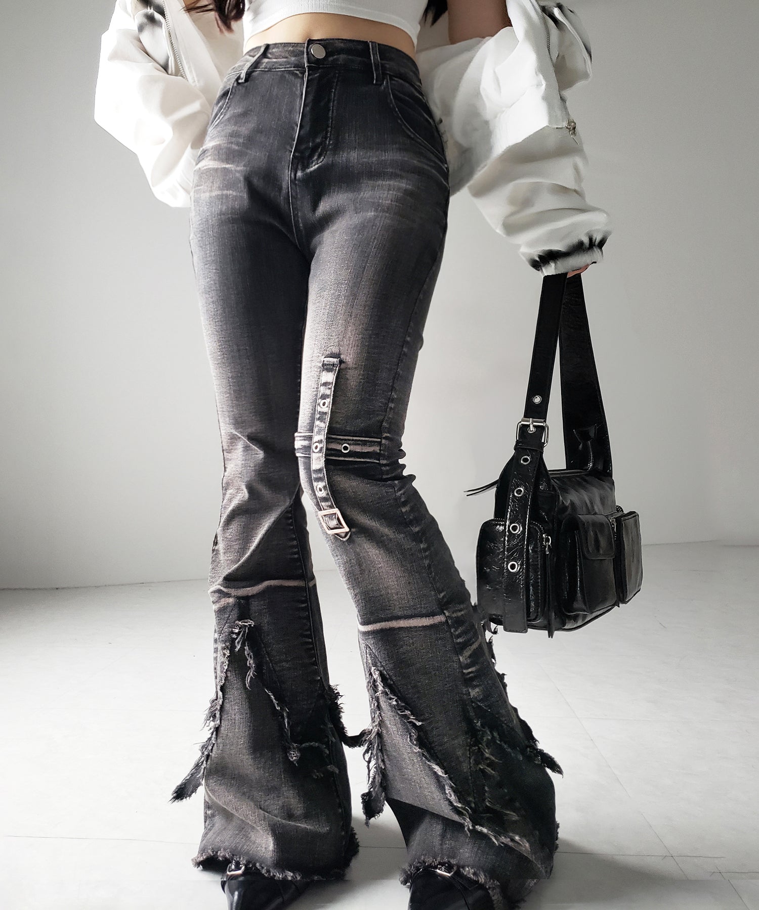 【 ２color ／ ４size 】クロスデザインヴィンテージライクフリンジストレッチフレアデニム ／ cross design vintage-like fringe stretch flare denim