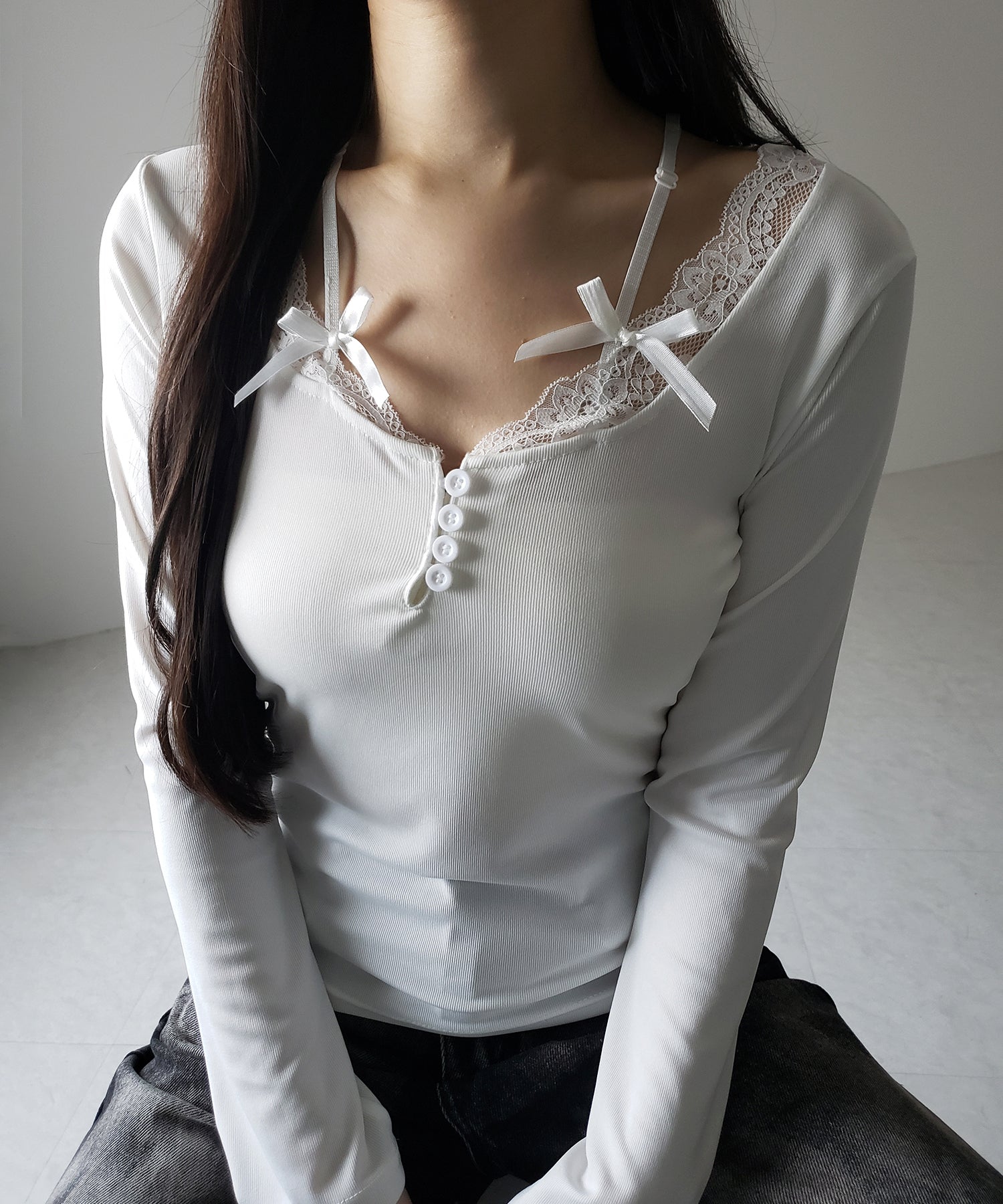 【 ２color 】ストラップダブルリボンレースカットソートップス ／ strap double ribbon lace cutsew tops