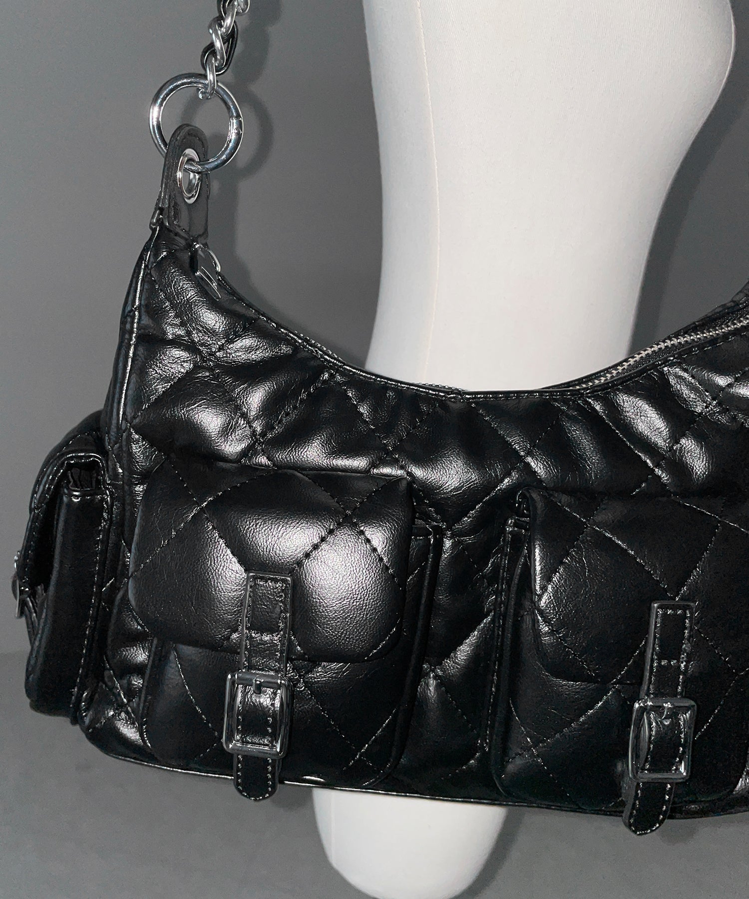 【 ２WAY 】アウトポケットキルティングチェーンショルダーバッグ ／ 2WAY out pocket quilting chain shoulder bag