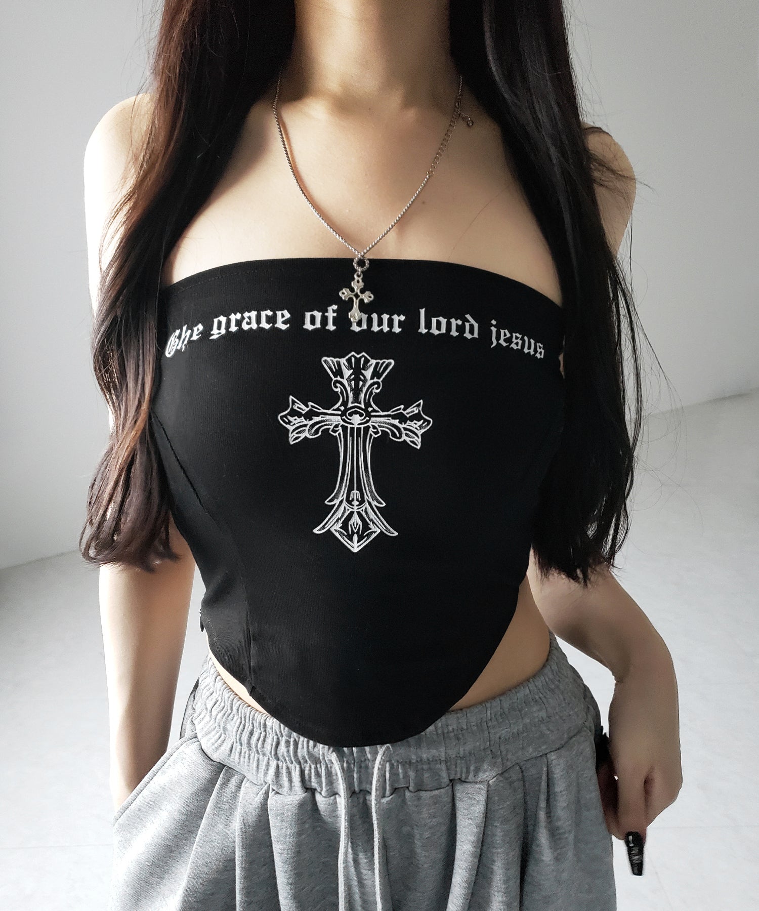 クロスグランジロゴベアトップス ／ cross grunge logo bare tops