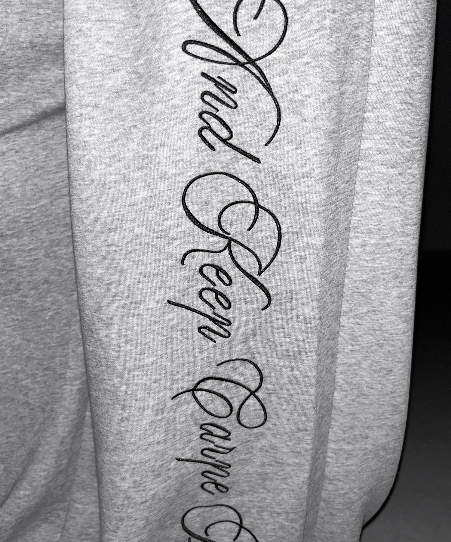 レタリングロゴ刺繍ワイドスウェットパンツ ／ lettering logo embroidery wide sweatpants