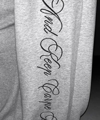 レタリングロゴ刺繍ワイドスウェットパンツ ／ lettering logo embroidery wide sweatpants