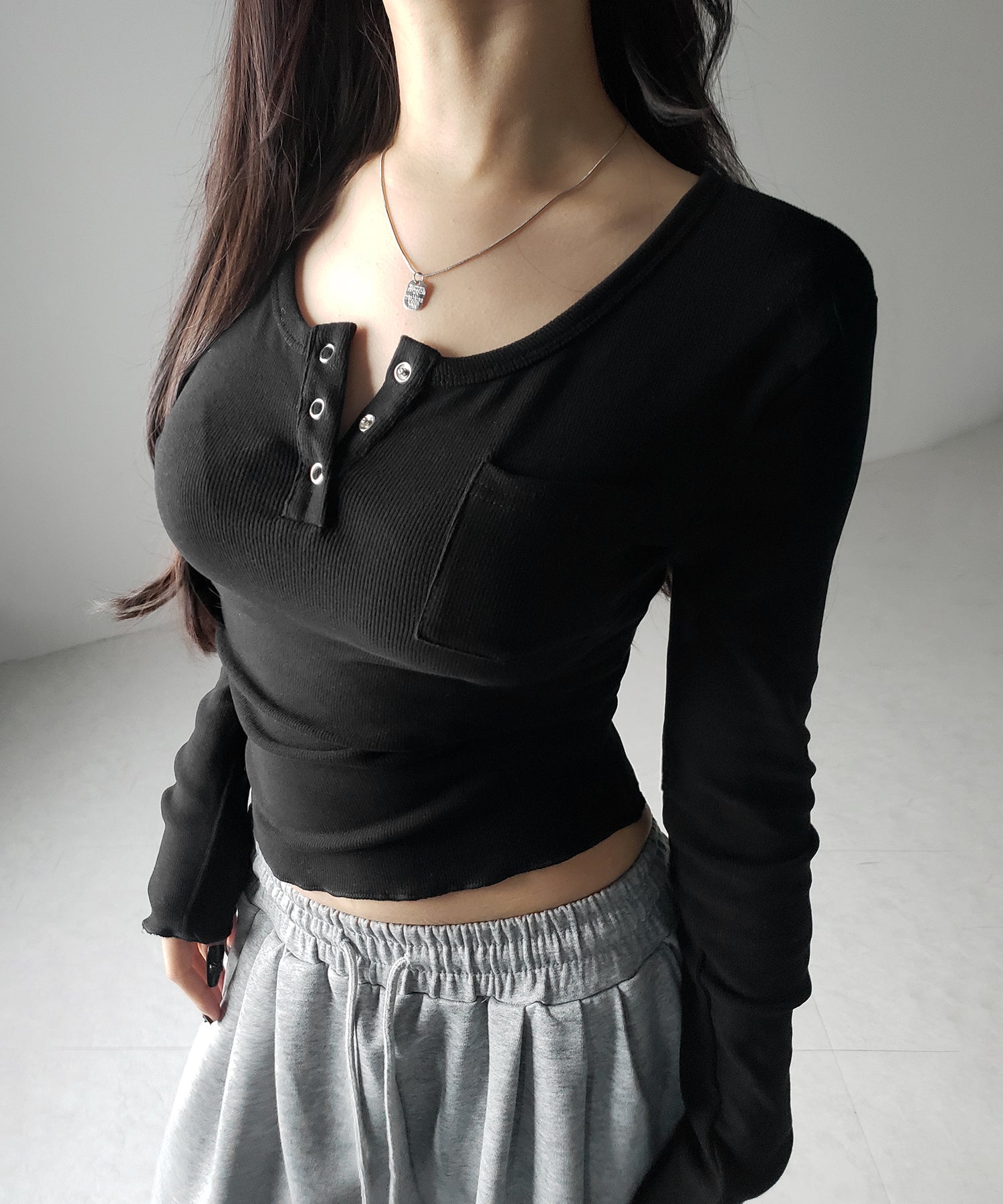 裏起毛ヘンリーネックスリムトップス ／ urakimo henry neck slim tops