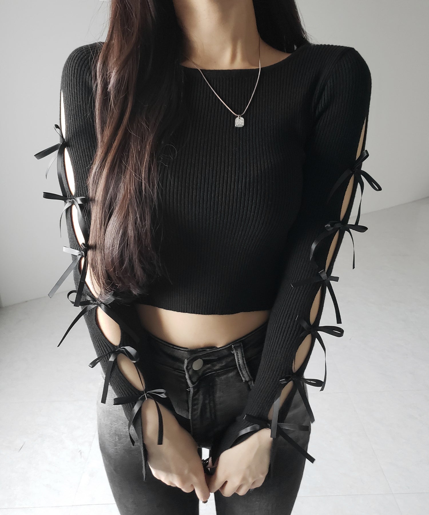【 ２color 】カットアウトリボンショートリブニット ／ cut out ribbon short rib knit