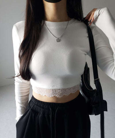 【 裏起毛 】裾レースドッキングショートＴシャツ ／ hem lace docking short Tee