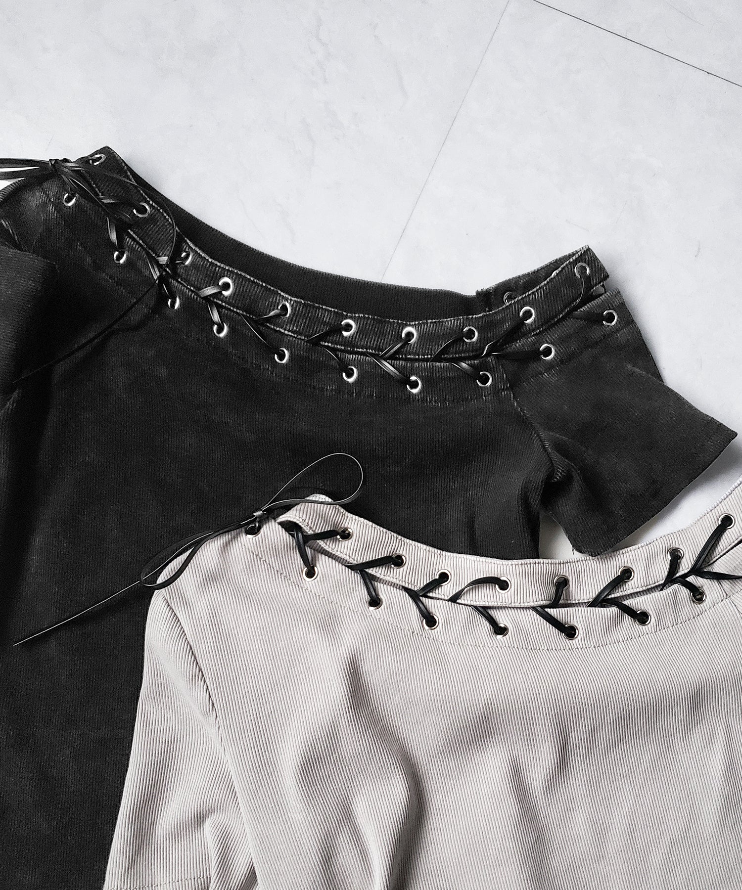 ヴィンテージカットアウトレースアップ半袖ワンショルリブトップス ／ vintage cutout laceup short sleeve one shoulder lib tops