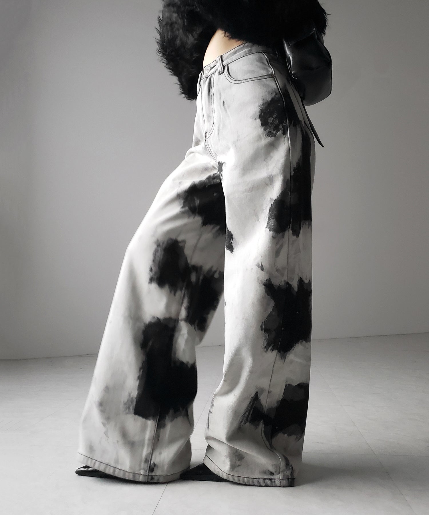 【 ４size 】バイカラータイダイブリーチウォッシュワイドデニム ／ bicolor bleached tie-dye wash wide denim
