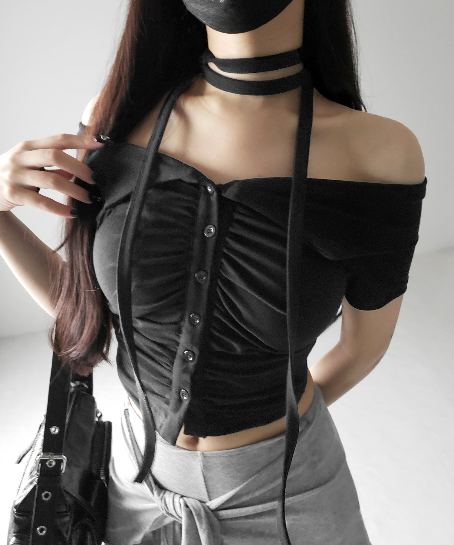 【 ３color 】チョーカーロングタイ付き　オフショルダータックギャザーＴシャツ ／ choker long tie SET offshoulder tuck gather slim T-shirt