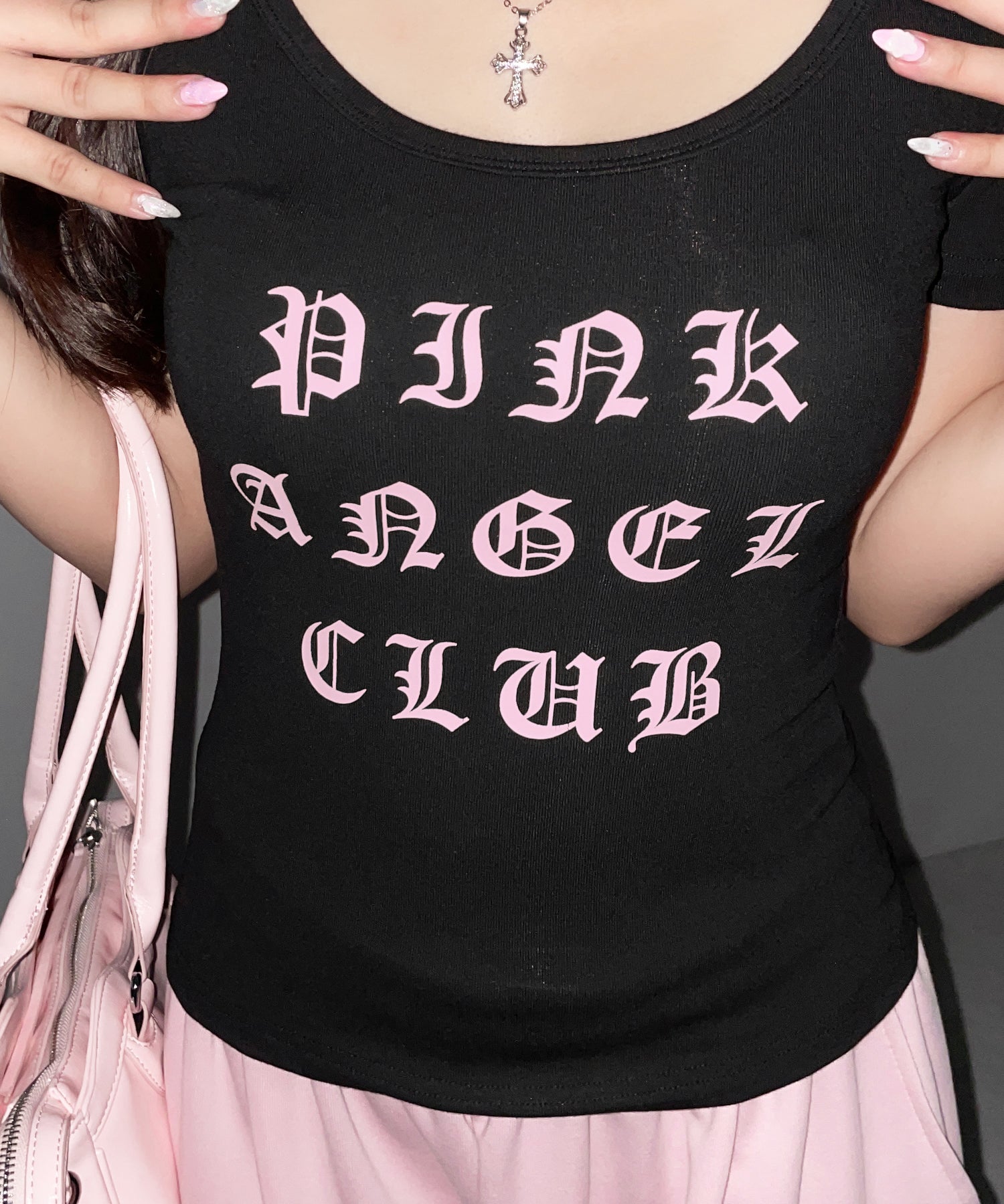【 PINK ANGEL CLUB 】グランジロゴスリムフィットＴシャツ ／ PINK ANGEL CLUB grunge logo slim fit T-shirts