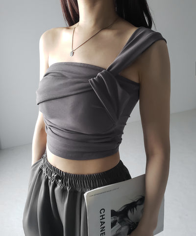 【 カップ付き 】ワンショルアシンメトリーショートキャミソール ／ one shoulder asymmetry short camisole