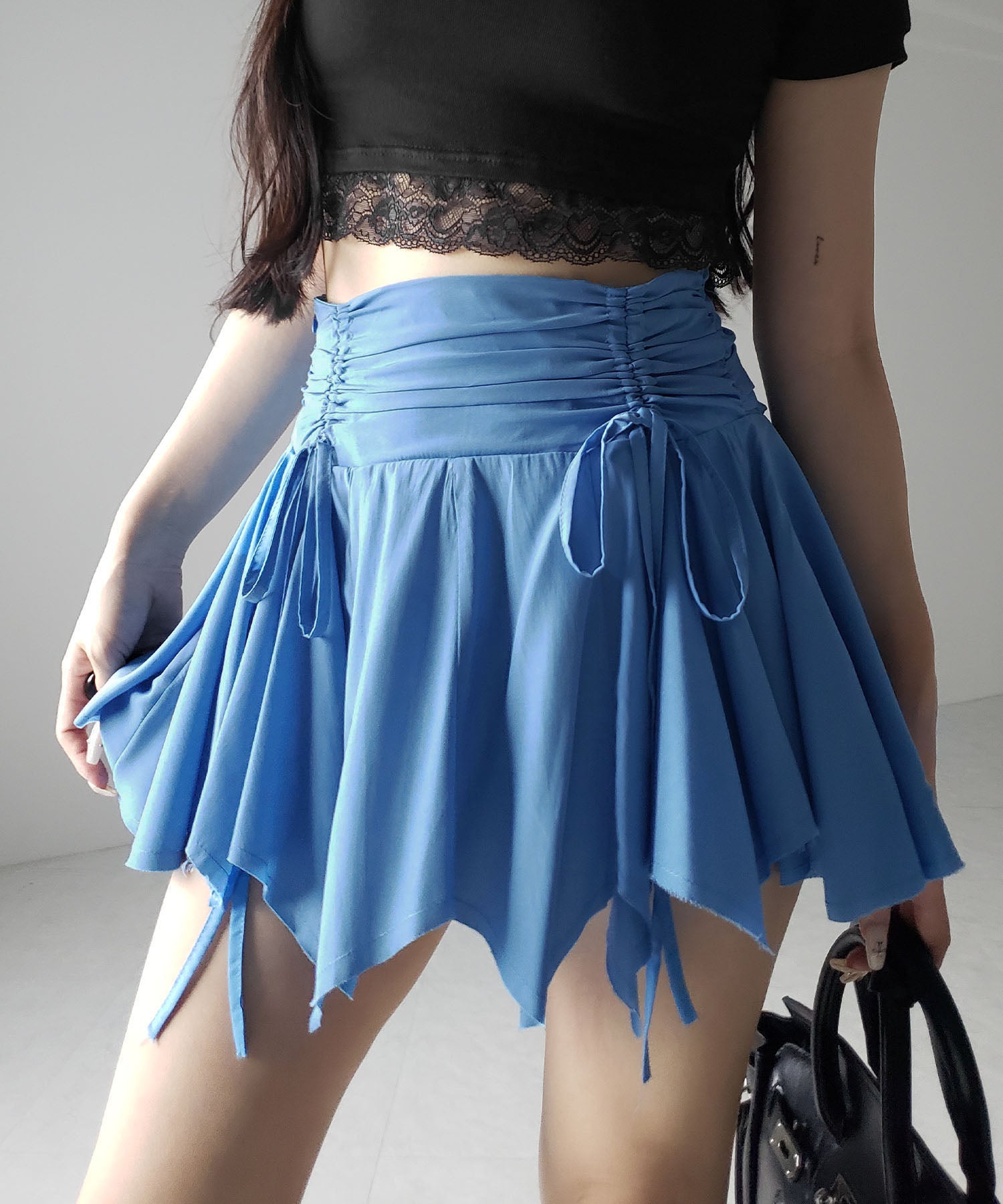 【 ２color ／ ２size 】シャーリングダブルリボンアシンメトリーフリルミニスカート ／ shirrin double ribbon asymmetry frill mini skirt